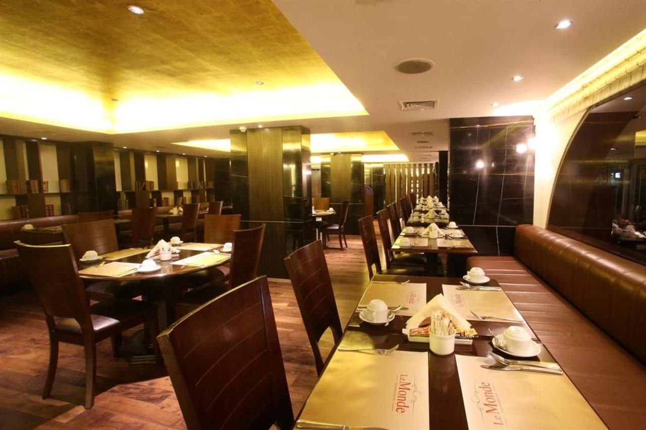 Lancaster Suites Raouche Bejrút Kültér fotó